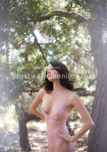 Олечка, Г. Алчевск